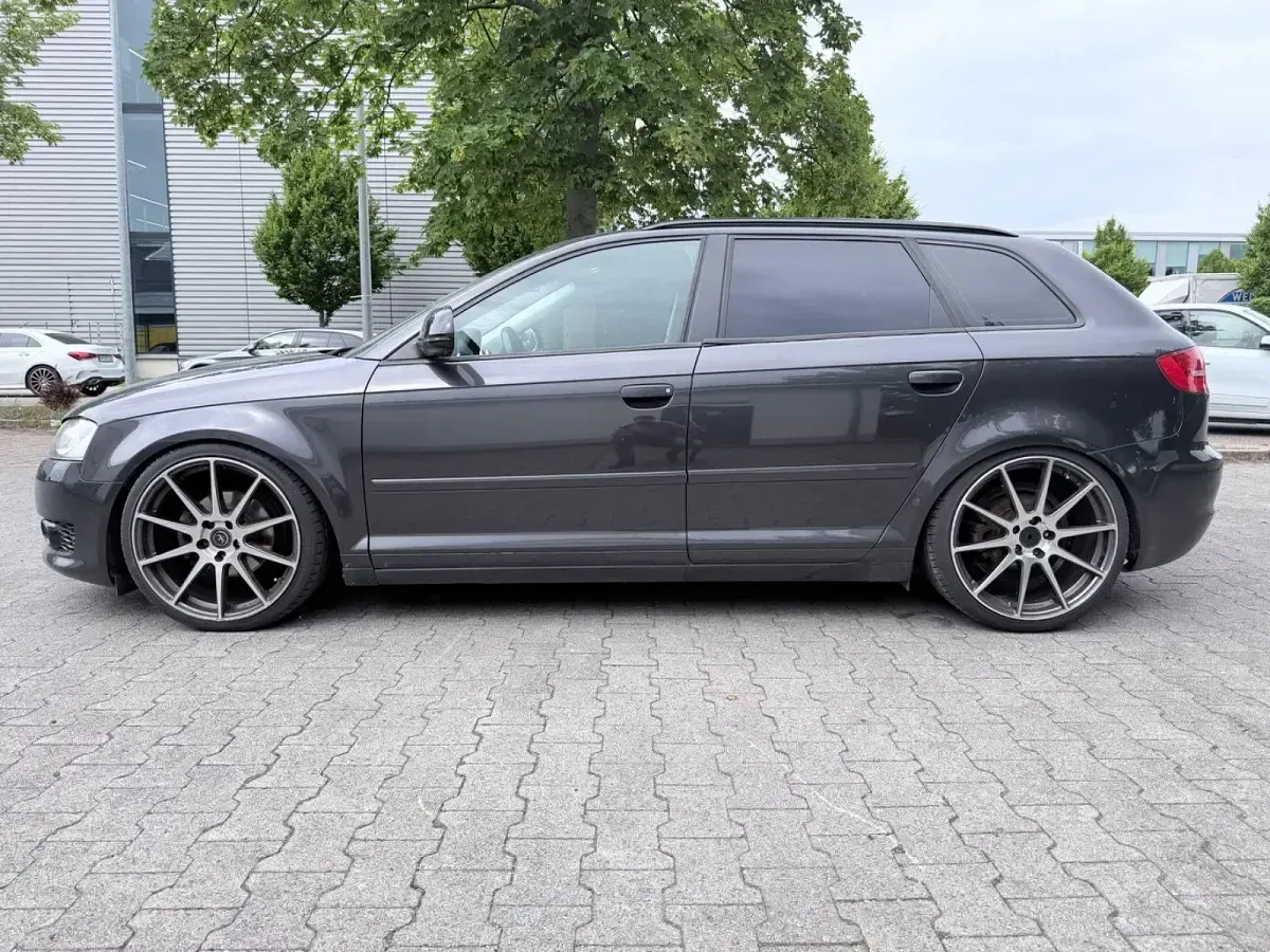 Gebraucht Audi A3 S-Line 160 PS (117 kW) 2009 Grau Kleinwagen