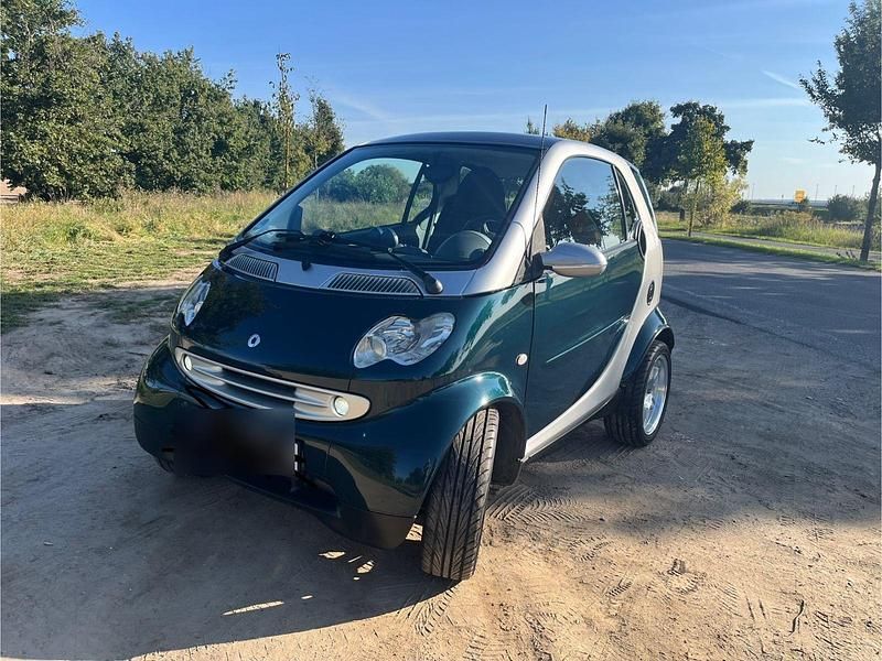 Grün Gebraucht 2006 Smart ForTwo Coupé Coupé | 3.650 € - Bild 1/4