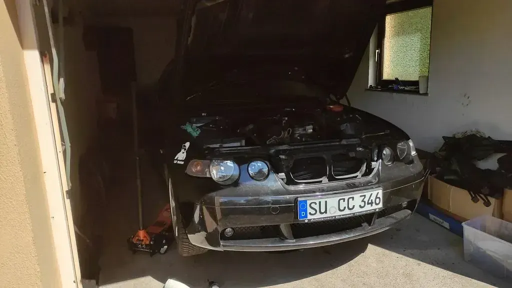 Gebraucht BMW 318 M Sport 143 PS (105 kW) 2002 Schwarz Limousine