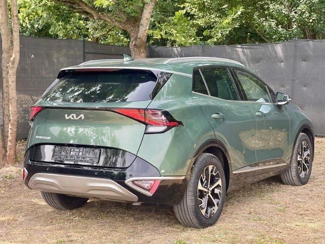 Gebraucht Kia Sportage 179 PS (131 kW) 2022 Grün metallic SUV