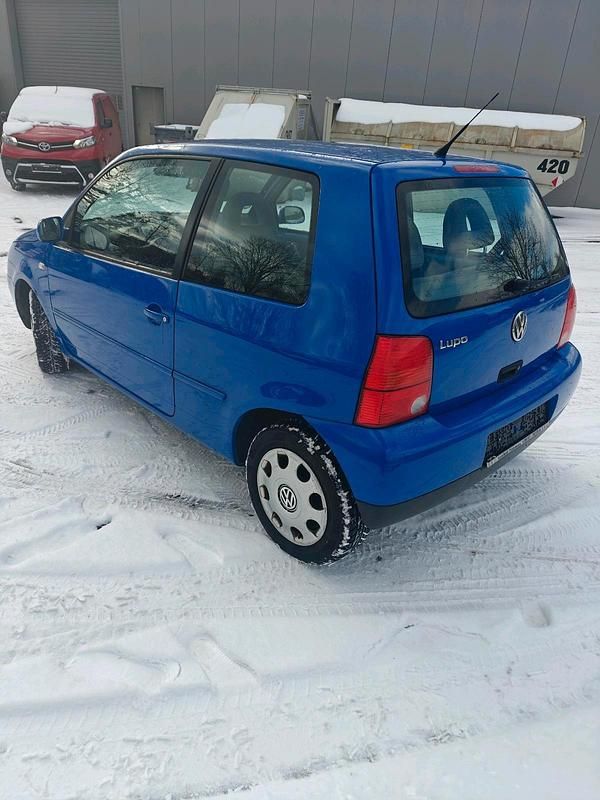 Gebraucht VW Lupo 50 PS (36 kW) 2001 Blau Kleinwagen