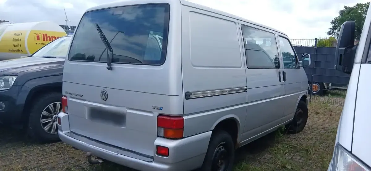 Gebraucht VW T4 88 PS (64 kW) 2000 Andere farben Van
