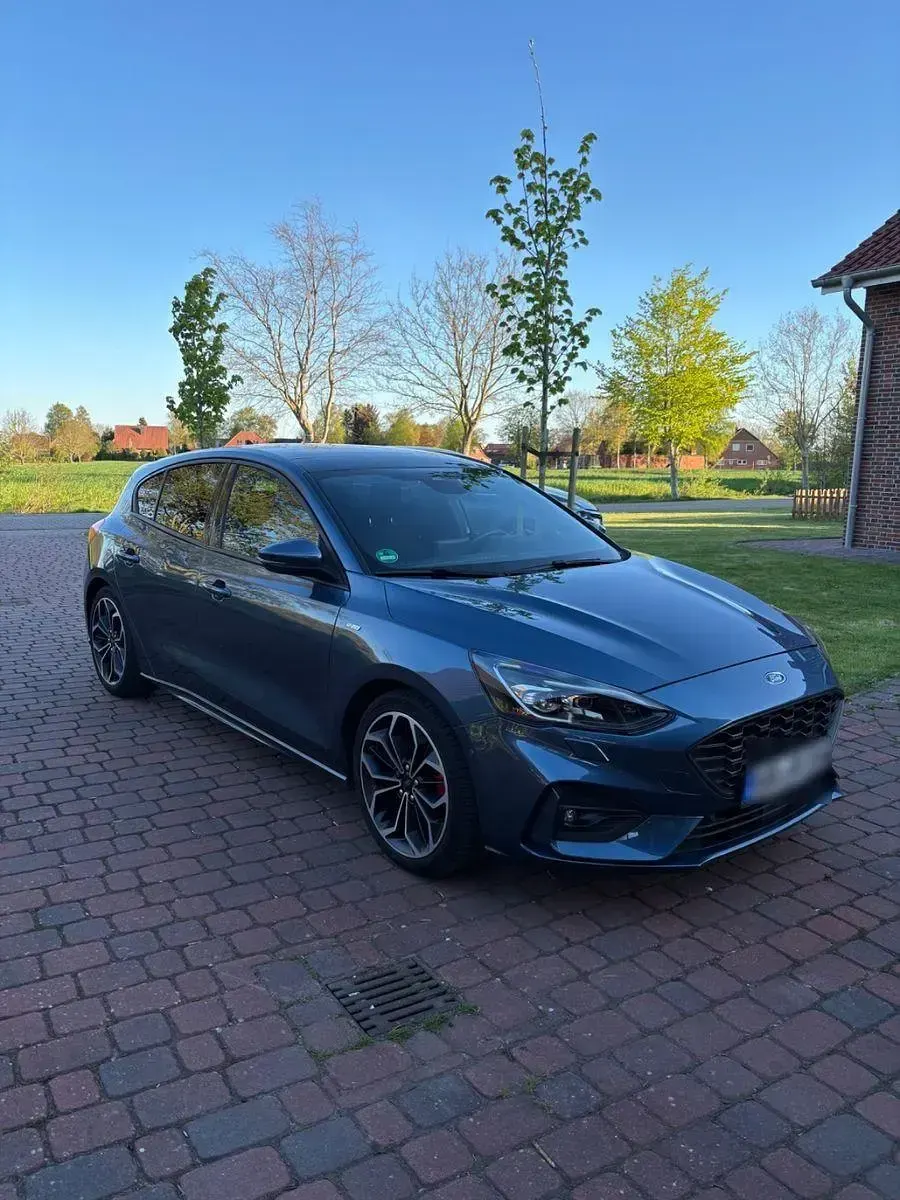 Gebraucht Ford Focus ST-Line 182 PS (133 kW) 2019 Blau Limousine