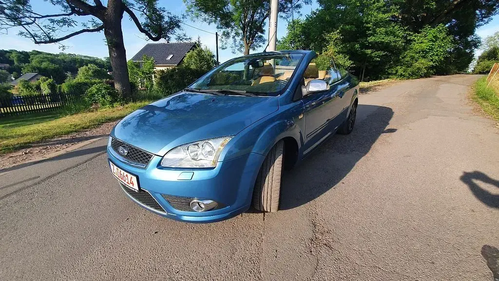Gebraucht Ford Focus Cabriolet 145 PS (106 kW) 2008 Blau Cabrio