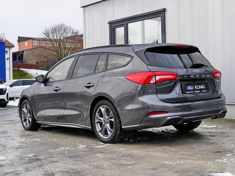Gebraucht Ford Focus ST-Line 125 PS (91 kW) 2021 Grau Kombi