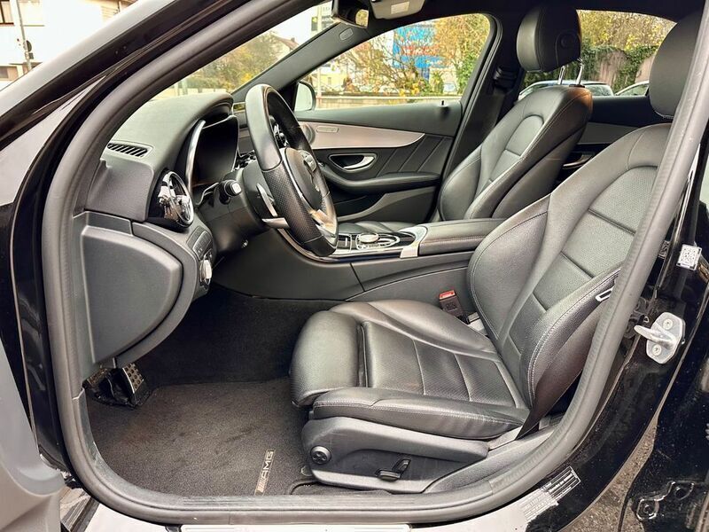 Gebraucht Mercedes C300 Night 245 PS (180 kW) 2019 Schwarz Limousine