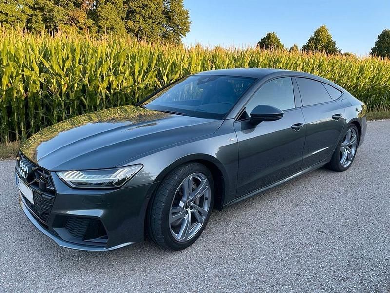 Grau Gebraucht 2024 Audi A7 S-Line Kleinwagen | 56.890 € (Guter Preis) - Bild 1/4