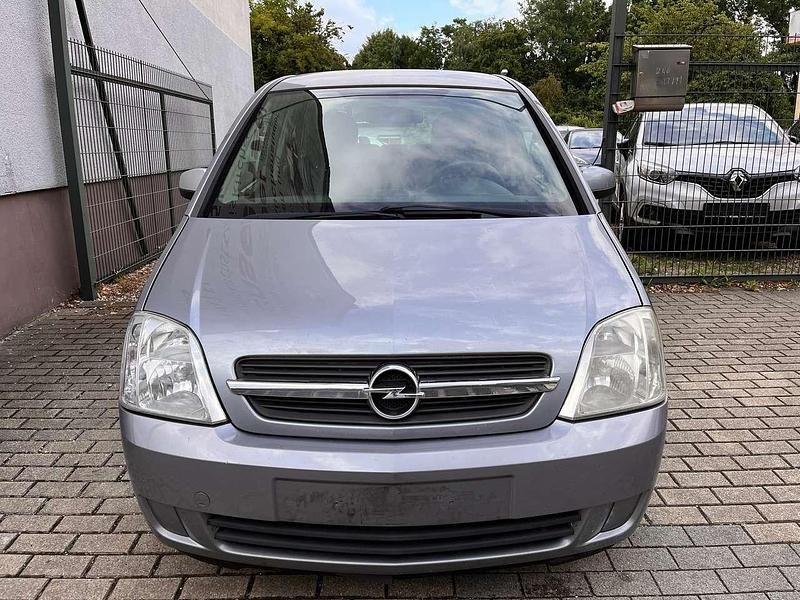 Lichtsilber m2 Gebraucht 2006 Opel Meriva Edition Van / Kleinbus | 1.700 € (Fairer Preis) - Bild 1/4
