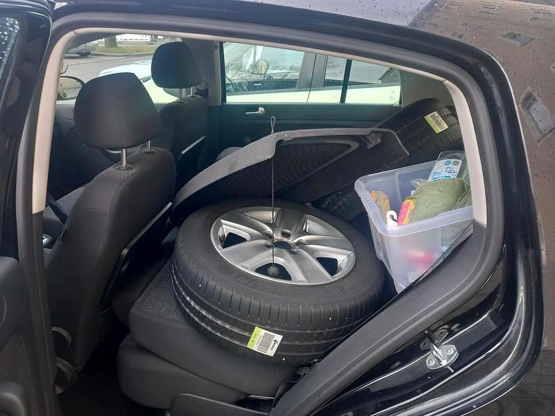 Gebraucht VW Golf VI 128 PS (94 kW) 2010 Schwarz Kleinwagen