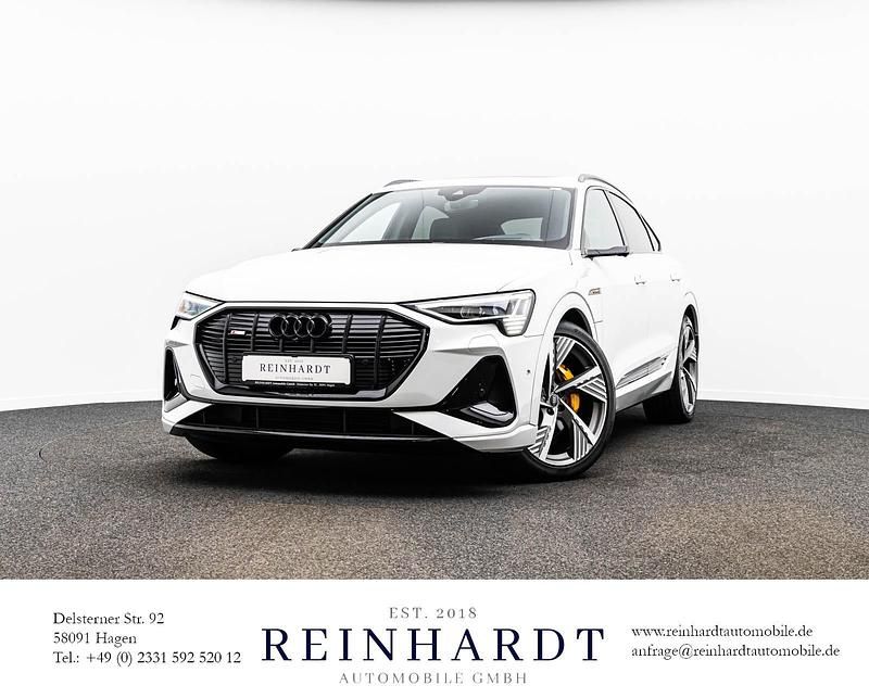 Gletscherweiß metallic Gebraucht 2022 Audi e-tron Sportback Black Edition SUV | 41.810 € (Fairer Preis) - Bild 1/3