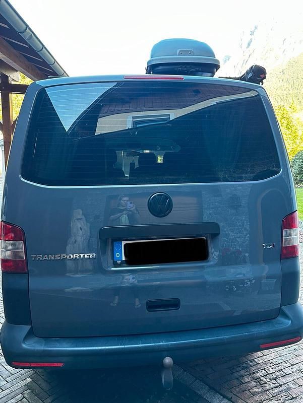 Gebraucht VW Transporter 140 PS (102 kW) 2015 Grau Van