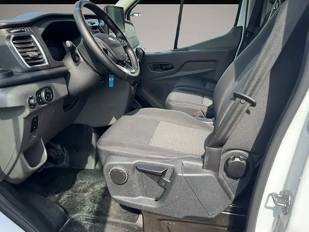 Gebraucht Ford Transit Trend 131 PS (96 kW) 2025 Manufacturer