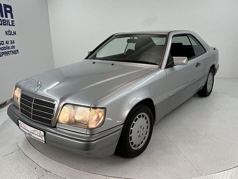 Gebraucht Mercedes E320 220 PS (161 kW) 1994 Silber Coupé