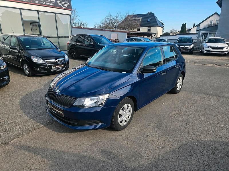 Gebraucht Skoda Fabia 60 PS (44 kW) 2016 Blau Kleinwagen