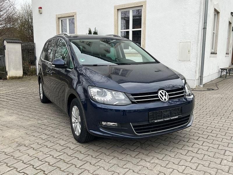 Gebraucht VW Sharan 140 PS (102 kW) 2015 Blau Van / Kleinbus