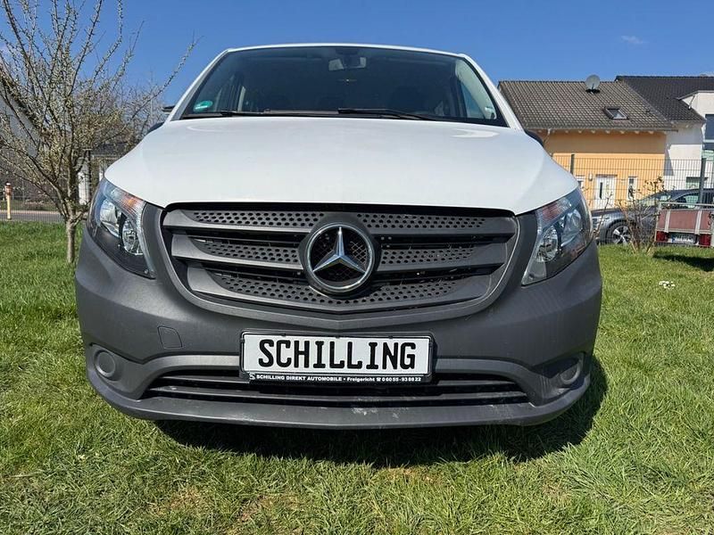 Gebraucht Mercedes Vito 88 PS (64 kW) 2018 Weiß Van