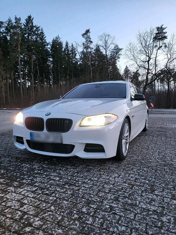 Gebraucht BMW M550 Performance 381 PS (280 kW) 2012 Weiß Limousine