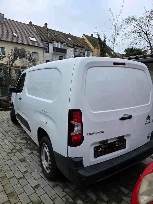 Gebraucht Citroën Berlingo 95 PS (69 kW) 2019 Weiß Van / Kleinbus