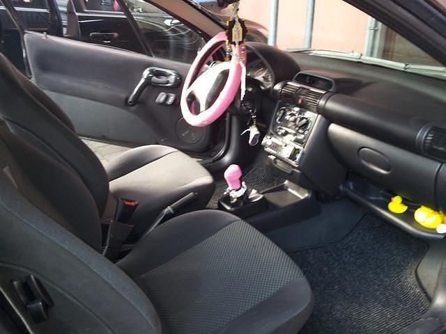 Gebraucht Opel Tigra 90 PS (66 kW) 1999 Schwarz Coupé