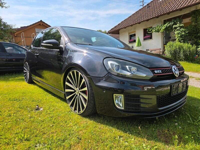 Schwarz Gebraucht 2010 VW Golf VI GTI | 12.900 € - Bild 1/4