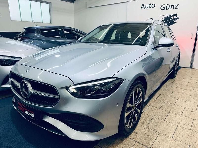 Gebraucht Mercedes C220 Avantgarde 200 PS (147 kW) 2022 Silber Kombi