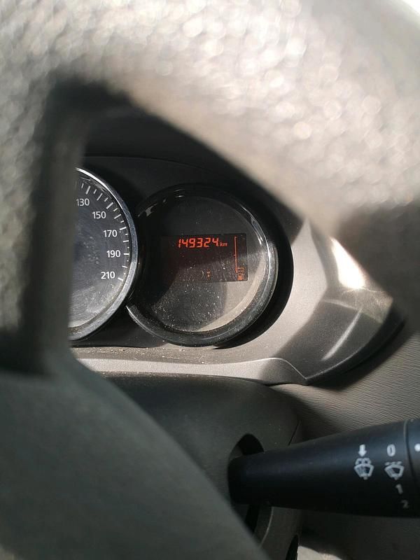 Gebraucht Dacia Lodgy 83 PS (61 kW) 2013 Beige Van / Kleinbus