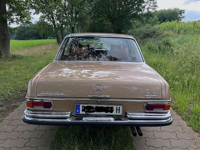 Gebraucht Mercedes 300 200 PS (147 kW) 1971 Gold Limousine