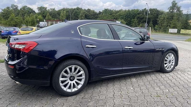 Gebraucht Maserati Ghibli 275 PS (202 kW) 2014 Blau Coupé