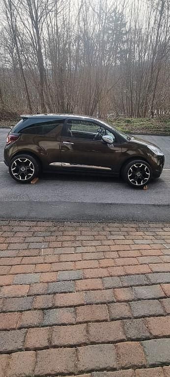 Gebraucht Citroën DS3 Sport Chic 111 PS (81 kW) 2013 Braun Limousine