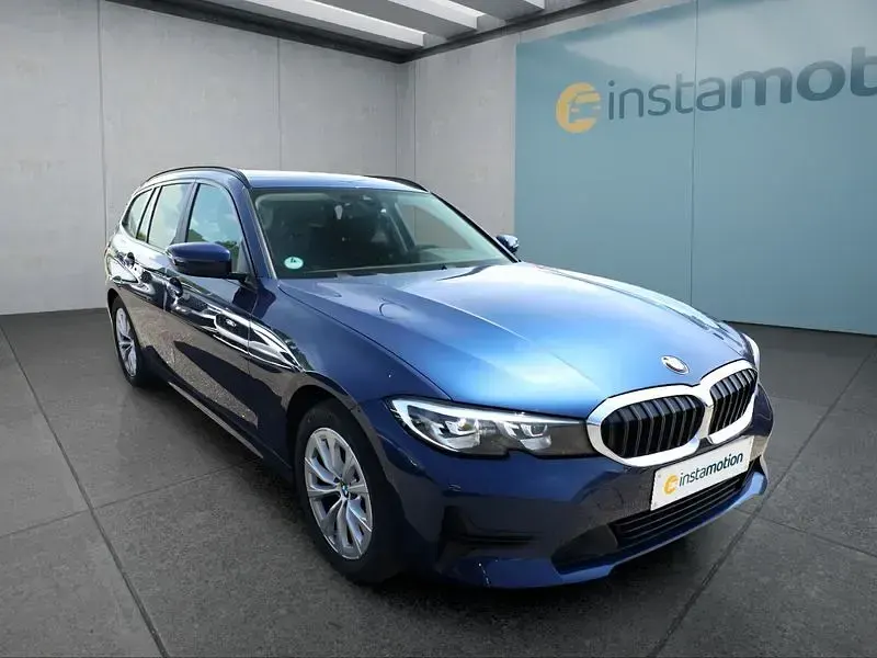 Gebraucht BMW 320 184 PS (135 kW) 2020 Blau Kombi