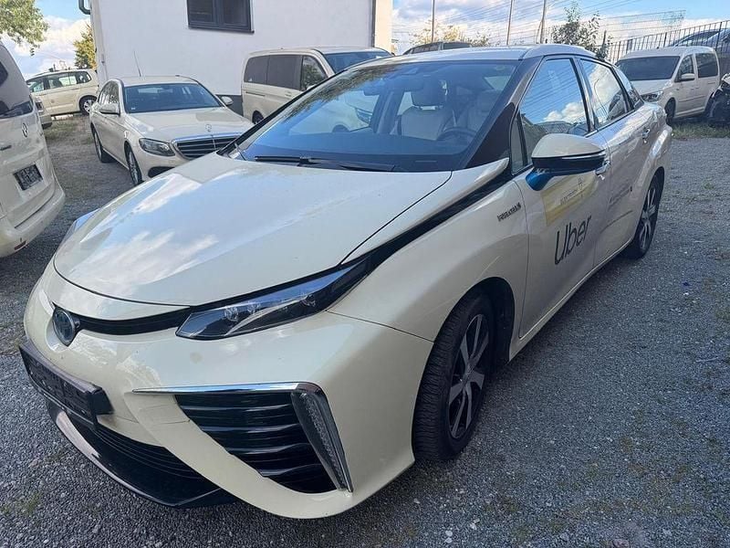 Blau Gebraucht 2022 Toyota Mirai Limousine | 10.900 € (Superpreis) - Bild 1/4