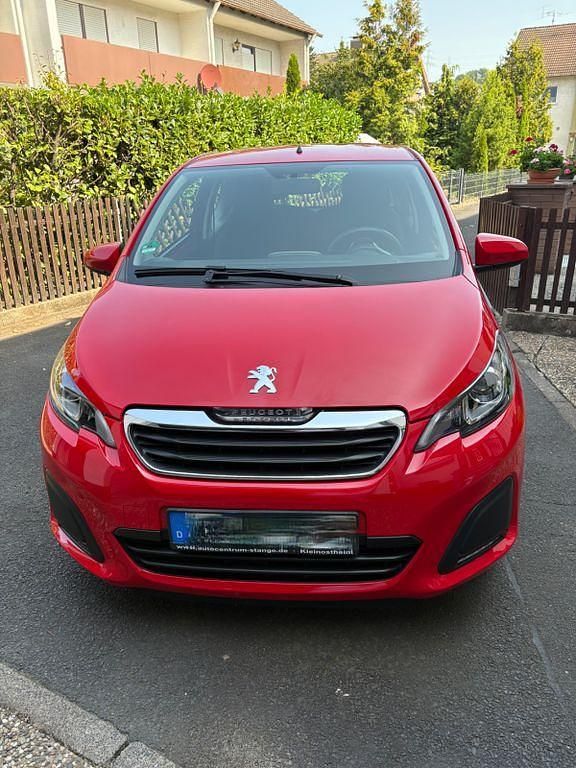 Rot Gebraucht 2014 Peugeot 108 Active Kleinwagen | 5.500 € (Guter Preis) - Bild 1/4