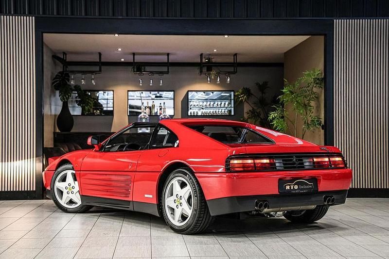 Gebraucht Ferrari 348 300 PS (220 kW) 1992 Rot Cabrio