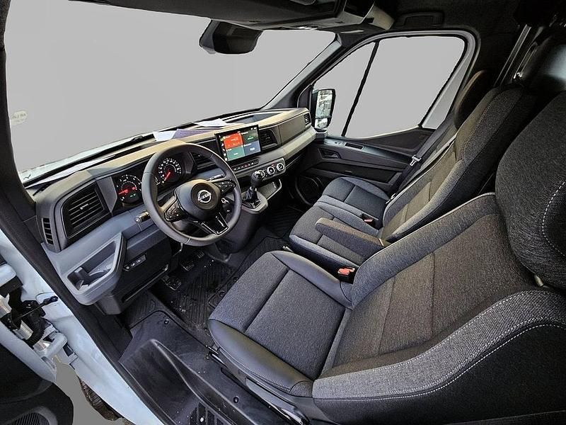 Neu Nissan Interstar 150 PS (110 kW) 2025 Weiß Van
