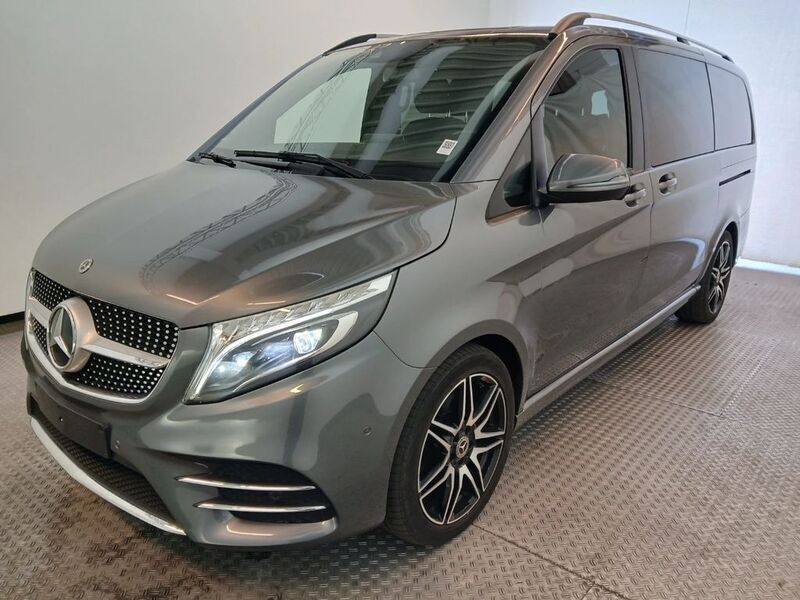 Grau Gebraucht 2020 Mercedes V250 AMG Van / Kleinbus | 48.790 € (Fairer Preis) - Bild 1/4