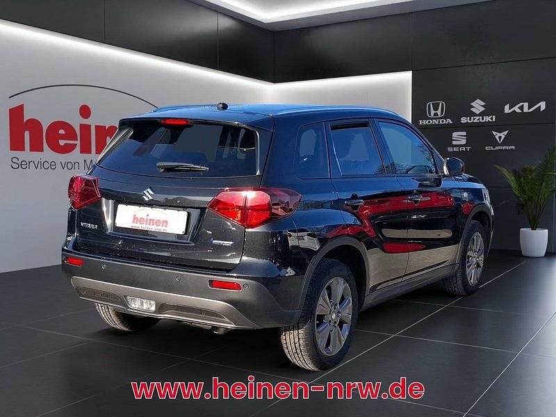 Gebraucht Suzuki Vitara Comfort 129 PS (94 kW) 2024 Cosmic black pearl SUV