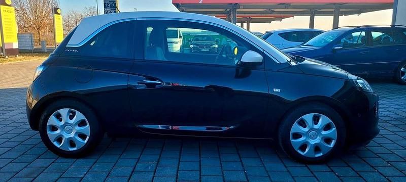 Gebraucht Opel Adam Glam 87 PS (63 kW) 2015 Mahagonibraun/darkmahagony Kleinwagen