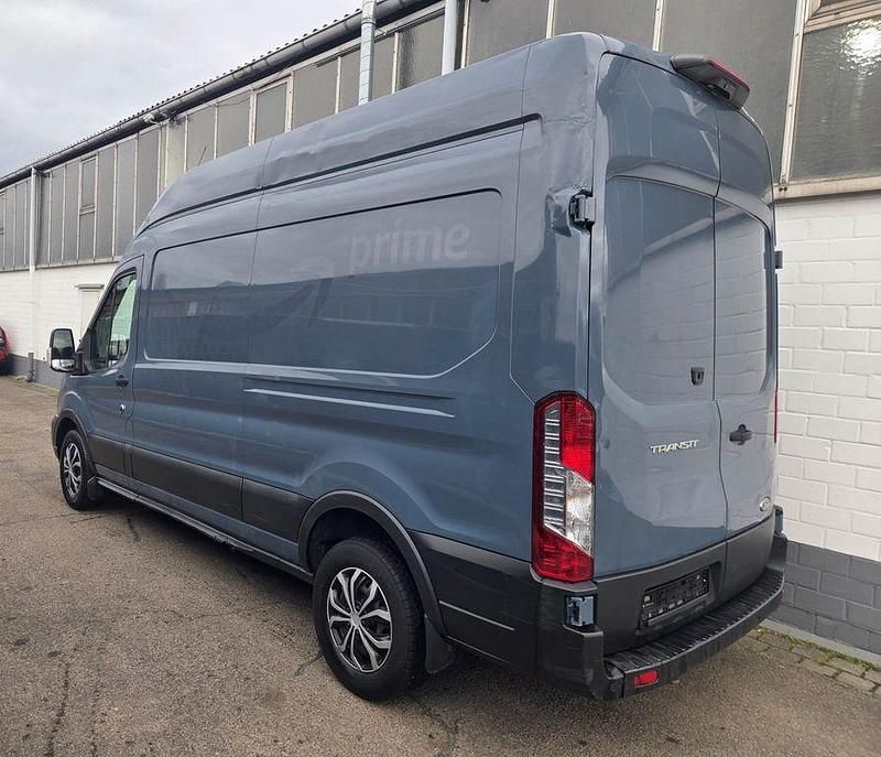 Gebraucht Ford Transit 131 PS (96 kW) 2020 Grau Van / Kleinbus