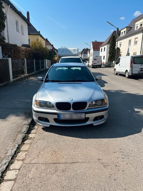 Gebraucht BMW 325 192 PS (141 kW) 2004 Silber Limousine