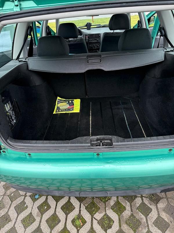 Gebraucht VW Polo 101 PS (74 kW) 1998 Grün Kombi