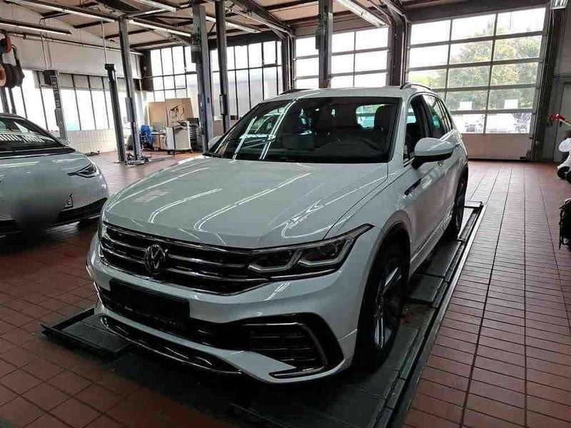 Weiß Gebraucht 2022 VW Tiguan R-line SUV | 30.980 € (Guter Preis) - Bild 1/3
