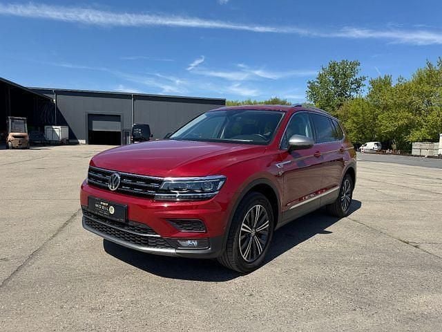 Rot Gebraucht 2018 VW Tiguan Allspace Highline SUV | 25.990 € (Guter Preis) - Bild 1/4