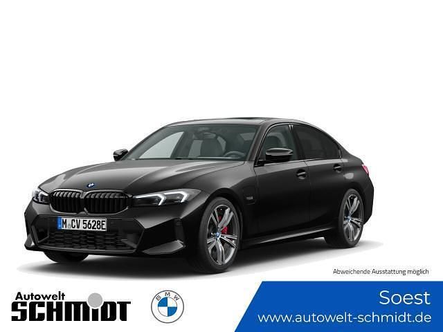 Saphirschwarz Gebraucht 2022 BMW 330e M Sport | 37.790 € (Superpreis) - Bild 1/4