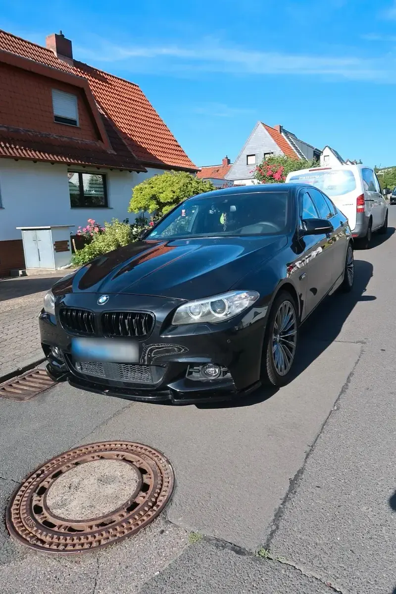 Gebraucht BMW 530 Luxury Line 258 PS (189 kW) 2014 Schwarz Limousine