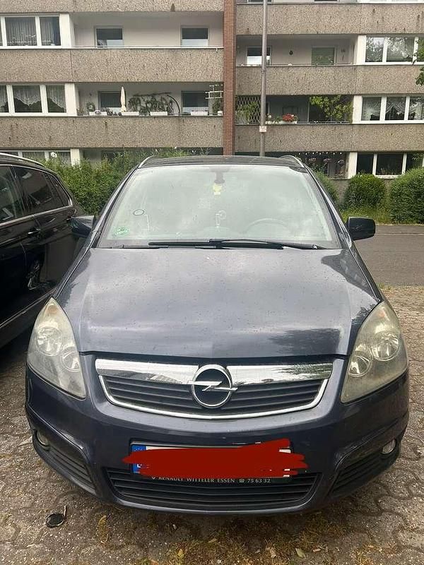 Blau Gebraucht 2011 Opel Zafira Van / Kleinbus | 5.100 € (Fairer Preis) - Bild 1/4