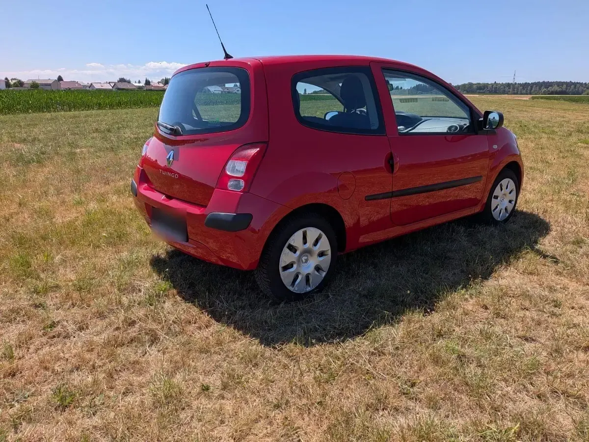 Gebraucht Renault Twingo Authentique 58 PS (42 kW) 2010 Rot Kleinwagen