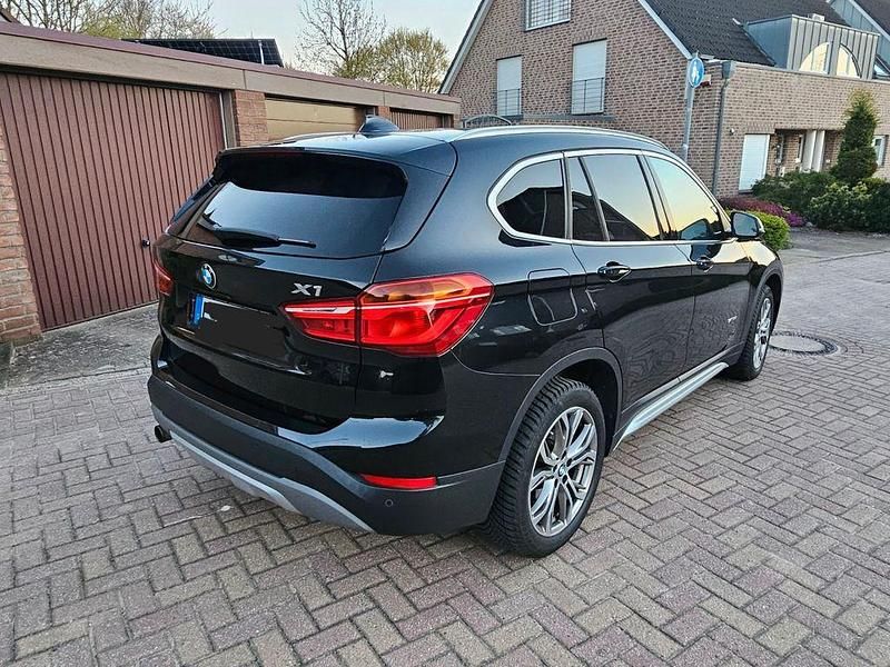 Gebraucht BMW X1 Advantage 192 PS (141 kW) 2017 Schwarz SUV