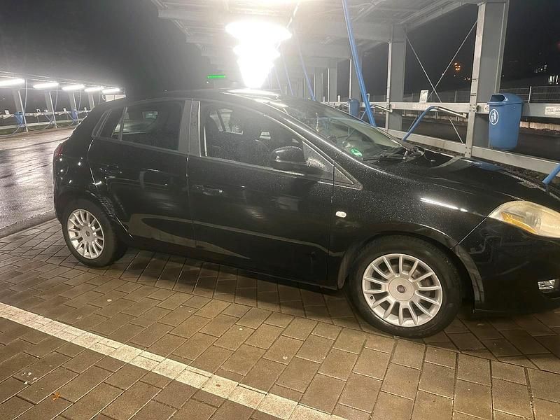 Gebraucht Fiat Bravo 90 PS (66 kW) 2009 Kleinwagen