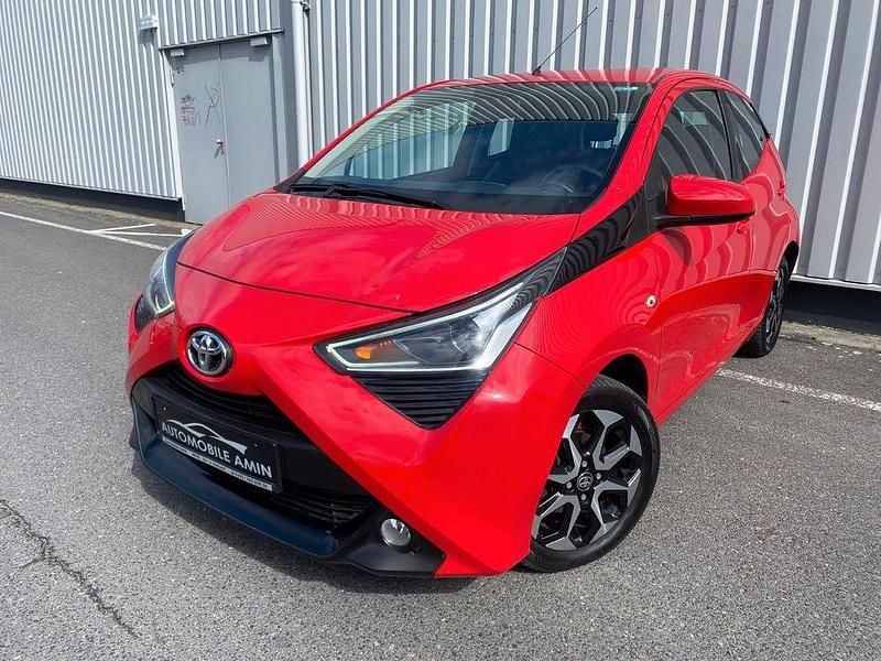 Gebraucht Toyota Aygo 72 PS (52 kW) 2019 Rot Kleinwagen
