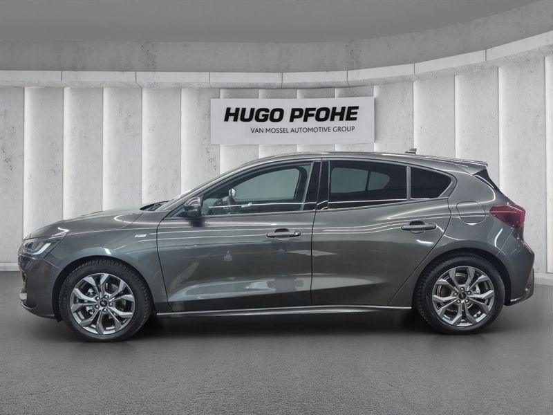 Gebraucht Ford Focus ST-Line 125 PS (91 kW) 2023 Othercolor Kleinwagen